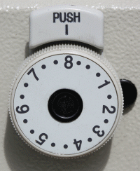 Stitch length to 8mm by dial